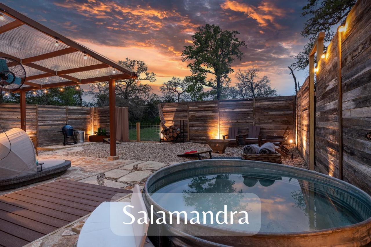 Romantic Tiny Luxury Retreat W Heated Pool, Sauna N Outdoor Shower In Wimberley 10 Acres ภายนอก รูปภาพ